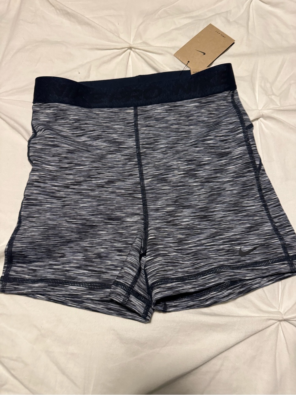 Nike Pro Women’s Gray Space-Dye Performance Shorts sz S
